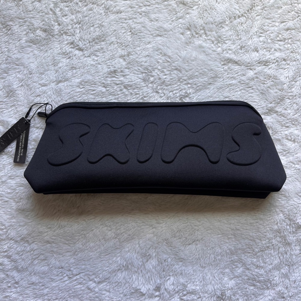 Skims Neoprene Large Pouch Onyx Black Embossed Logo Zippered Cosmetic Bag NEW